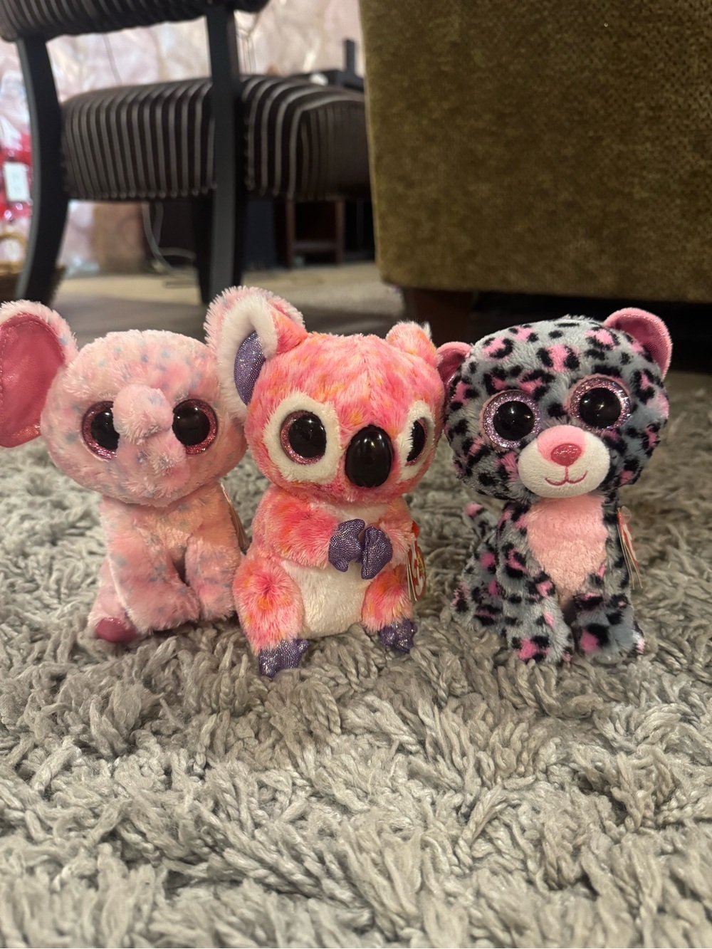 Plush Owl in Pink – Soft Collectible Stuffed Animal
